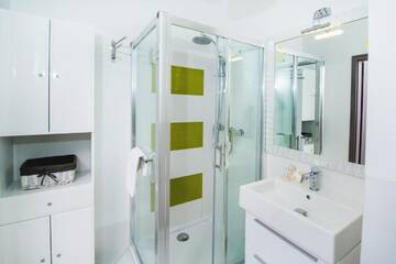 Фото номера Апартаменты «Комфорт» с 1 спальней Апартаменты erApartments Wronia Oxygen г. Варшава 14