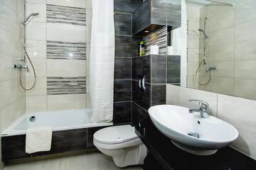 Фото номера Двухместный номер-студио Делюкс с 1 кроватью Апартаменты erApartments Wronia Oxygen г. Варшава 12