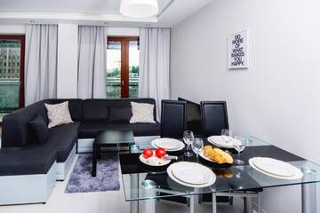 Фото номера Двухместный номер-студио Делюкс с 1 кроватью Апартаменты erApartments Wronia Oxygen г. Варшава 8