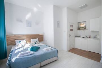 Фото номера Studio Economy Apartment - 12 Rycerska Street Апартаменты Ego Apartments Old Town г. Варшава 8