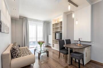 Фото номера Апартаменты с 2 спальнями - Zelazna Апартаменты Apartament Chmielna by Your Freedom г. Варшава 5