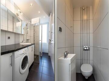 Фото номера Апартаменты с 2 спальнями - Zelazna Апартаменты Apartament Chmielna by Your Freedom г. Варшава 13