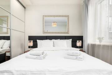 Фото номера Апартаменты с 2 спальнями - Zelazna Апартаменты Apartament Chmielna by Your Freedom г. Варшава 16