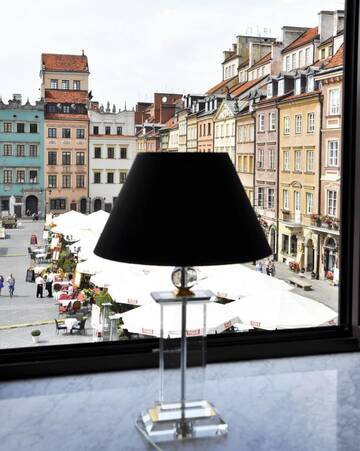 Фото номера Luxury Two Bedroom Penthouse with Market Square view Апартаменты Luxury Suites &amp; Apartments MONDRIAN UNESCO Old Town г. Варшава 8