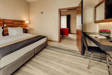 Фото номера Люкс Отель Warsaw Plaza Hotel г. Варшава 7