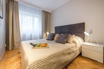 Фото номера Роскошные апартаменты с 1 спальней - Chmielna, 116/118 Апартаменты P&amp;O City Center Apartments г. Варшава 5