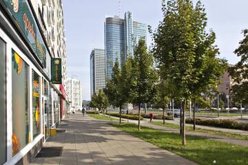 Фото номера Апартаменты с 3 спальнями - Prosta Street, 2/14 Апартаменты P&amp;O City Center Apartments г. Варшава 3