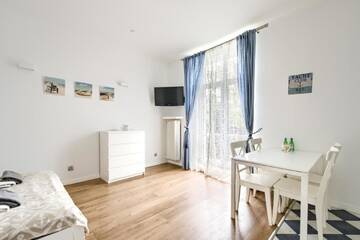 Фото номера Апартаменты с балконом Апартаменты Budgetplus Key Apartaments Pańska г. Варшава 4