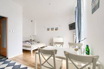 Фото номера Апартаменты с балконом Апартаменты Budgetplus Key Apartaments Pańska г. Варшава 7