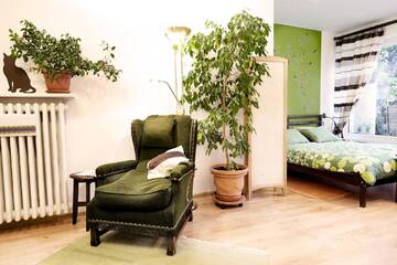 Фото номера Апартаменты с террасой Апартаменты Lovely Garden Flat near Royal Park г. Варшава 8