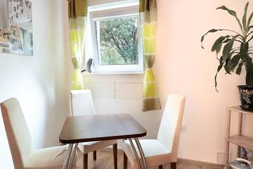 Фото номера Апартаменты с террасой Апартаменты Lovely Garden Flat near Royal Park г. Варшава 13