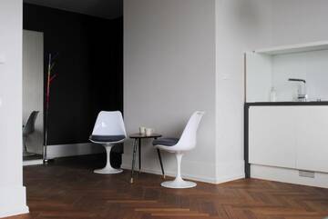 Фото номера Апартаменты с террасой Апартаменты Apartament Wiejska 9 г. Варшава 17