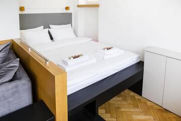 Фото номера Апартаменты с 1 спальней Апартаменты Roommate Apartments Emilii Plater г. Варшава 16