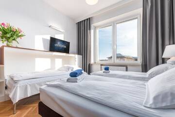 Фото номера Стандартный трехместный номер-студио Апартаменты Smolna Apartments by Your Freedom г. Варшава 22