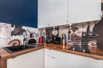 Фото номера Стандартный трехместный номер-студио Апартаменты Smolna Apartments by Your Freedom г. Варшава 28