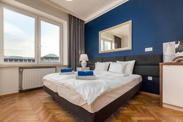 Фото номера Стандартный трехместный номер-студио Апартаменты Smolna Apartments by Your Freedom г. Варшава 29