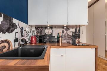 Фото номера Стандартный трехместный номер-студио Апартаменты Smolna Apartments by Your Freedom г. Варшава 43