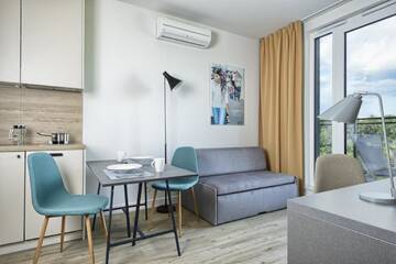 Фото номера Улучшенный номер с кроватью размера «queen-size» Отель Arche Hotel Poloneza г. Варшава 7