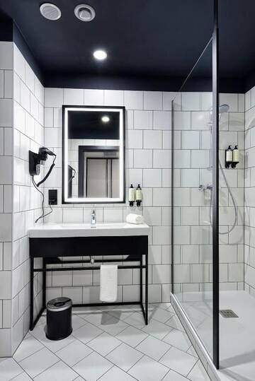 Фото номера Стандартный двухместный номер с 2 отдельными кроватями Отель Arche Hotel Krakowska г. Варшава 14