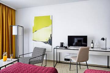 Фото номера Стандартный двухместный номер с 2 отдельными кроватями Отель Arche Hotel Krakowska г. Варшава 5