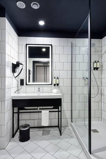 Фото номера Стандартный двухместный номер с 2 отдельными кроватями Отель Arche Hotel Krakowska г. Варшава 8