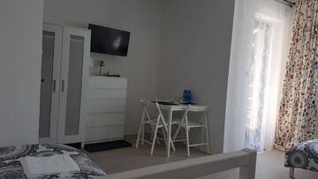 Фото номера Семейный номер с балконом Проживание в семье ALDAMI г. Варшава 4