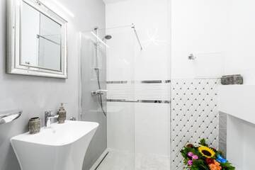 Фото номера Номер-студио Делюкс с кроватью размера &quot;king-size&quot; Апарт-отели Aparthotel Pawia Deluxe г. Варшава 24