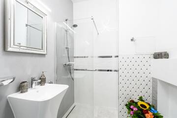 Фото номера Номер-студио Делюкс с кроватью размера &quot;king-size&quot; Апарт-отели Aparthotel Pawia Deluxe г. Варшава 5