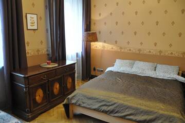 Фото номера Двухместный номер с 1 кроватью Отели типа «постель и завтрак» Imperial Rooms Centre г. Варшава 5