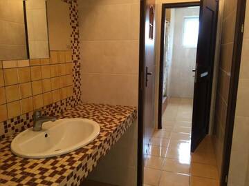 Фото номера Кровать в общем 6-местном номере Хостелы Hostel Augustówka г. Варшава 13