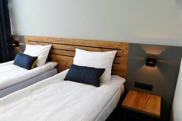 Фото номера Просторный двухместный номер с 2 отдельными кроватями Отель Hotel Mokotów г. Варшава 18