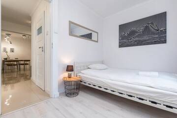 Фото номера Просторный одноместный номер Проживание в семье Apartment Grzybowska by Renters г. Варшава 2
