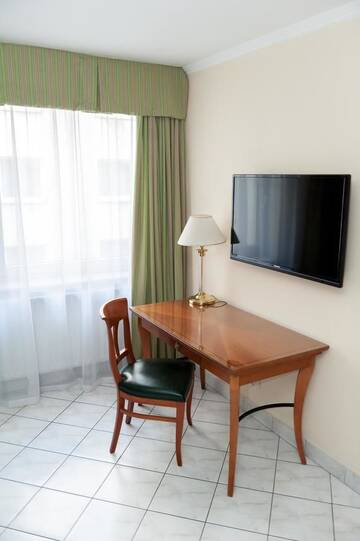 Фото номера Апартаменты Делюкс Апарт-отели Apartamenty Metro Wileńska г. Варшава 3