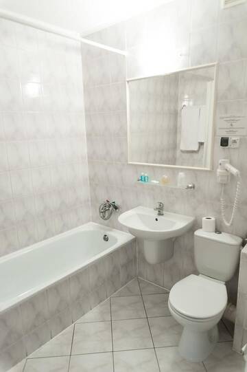 Фото номера Апартаменты Делюкс Апарт-отели Apartamenty Metro Wileńska г. Варшава 4