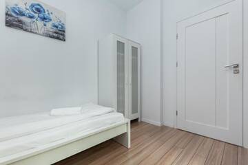 Фото номера Одноместный номер с общей ванной комнатой Проживание в семье Little Home - Krochmalna 58 г. Варшава 17