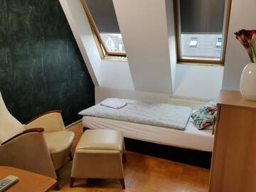 Фото номера Улучшенный одноместный номер Мини-отель V Hostel г. Варшава 3