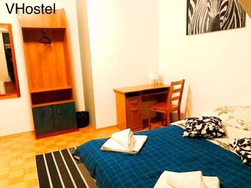 Фото номера Большой двухместный номер с 1 кроватью Мини-отель V Hostel г. Варшава 2