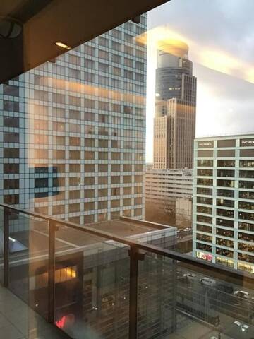 Фото номера Апартаменты с 1 спальней Апарт-отели Platinum Towers Hotel Apartments г. Варшава 44