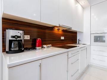 Фото номера Апартаменты с 1 спальней Апарт-отели Platinum Towers Hotel Apartments г. Варшава 3