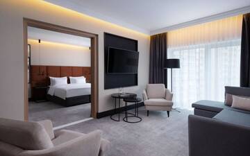 Фото номера Люкс Отель Radisson Collection Hotel, Warsaw г. Варшава 3