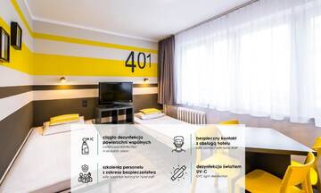 Фото номера Четырехместный номер с ванной комнатой Отель Start Hotel Aramis г. Варшава 4