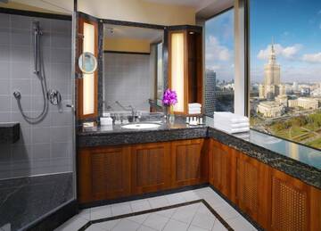 Фото номера Угловой полулюкс Отель Warsaw Marriott Hotel г. Варшава 3